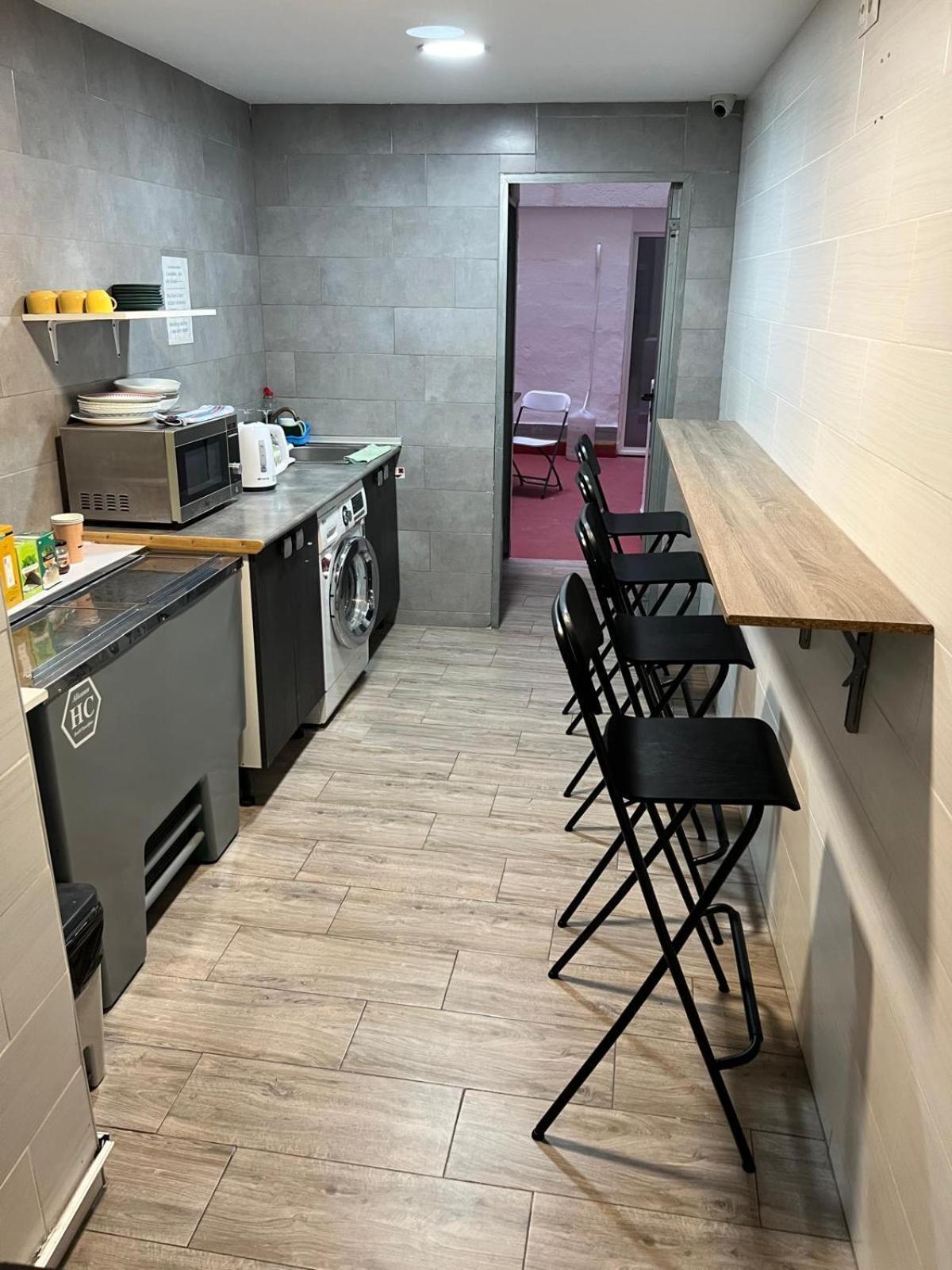 Guesthouse Central Аликанте Екстериор снимка