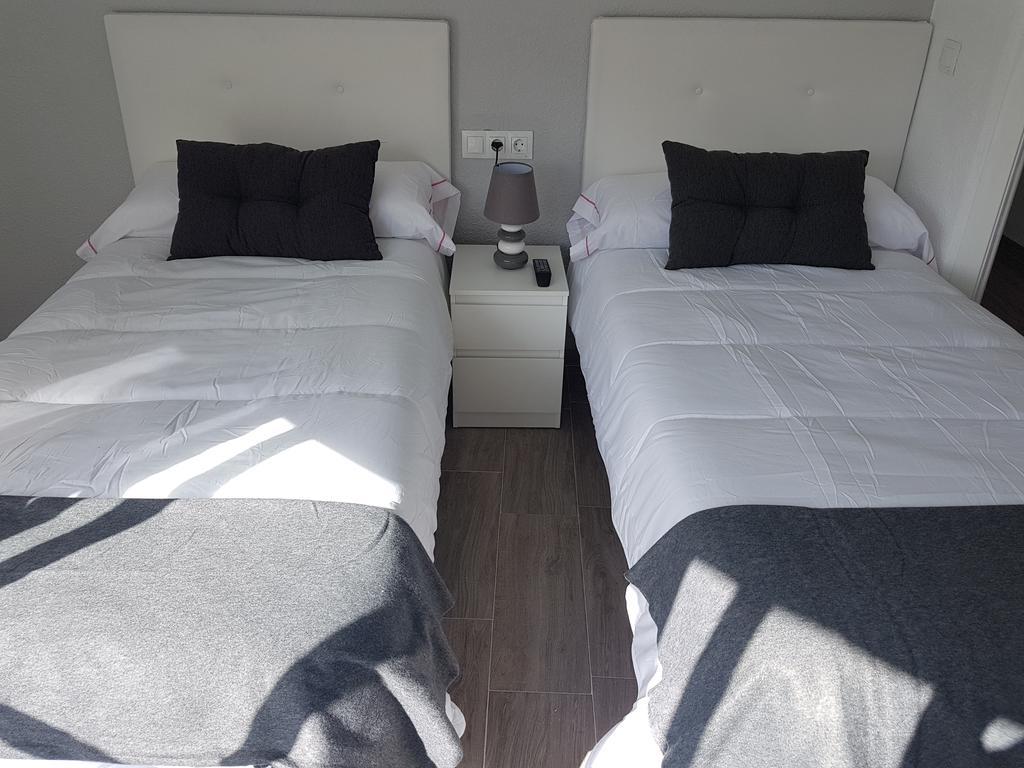 Guesthouse Central Аликанте Екстериор снимка